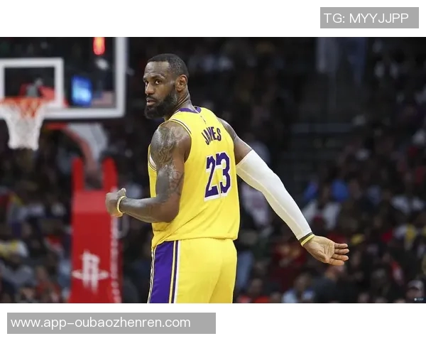 勒布朗詹姆斯：篮球之王的传奇旅程与无尽追求